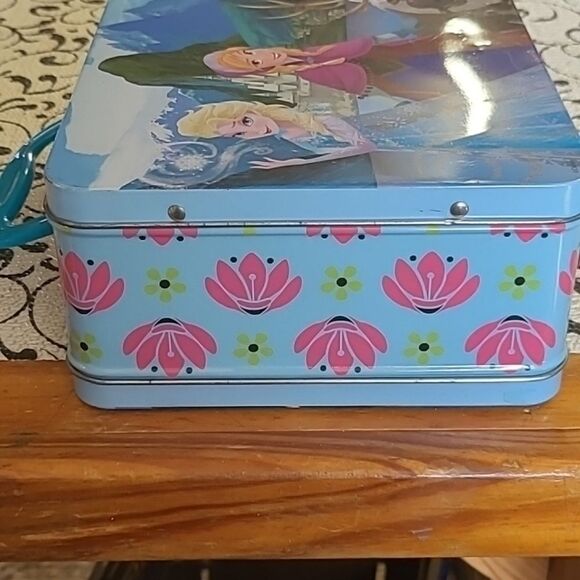 Disney Metal Lunch Box - Picture 4 of 9